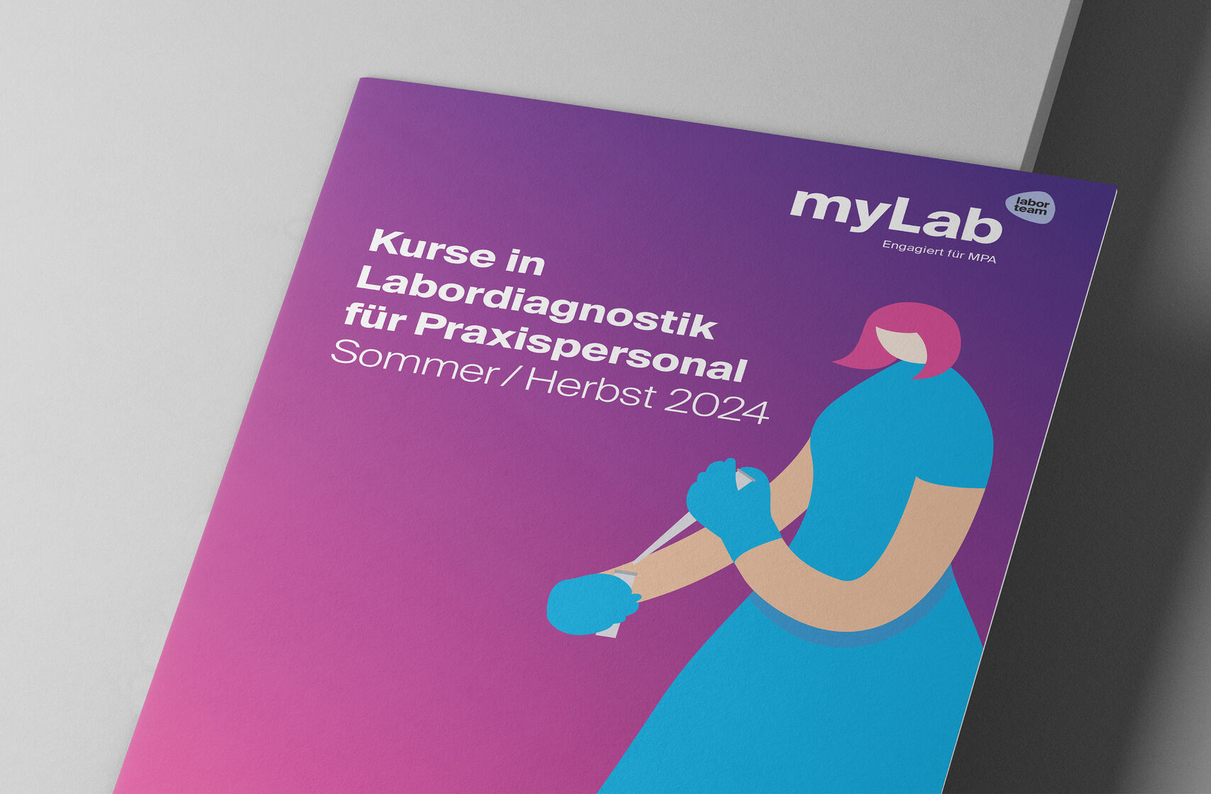 labor team – Design Kursbroschüre Broschüre